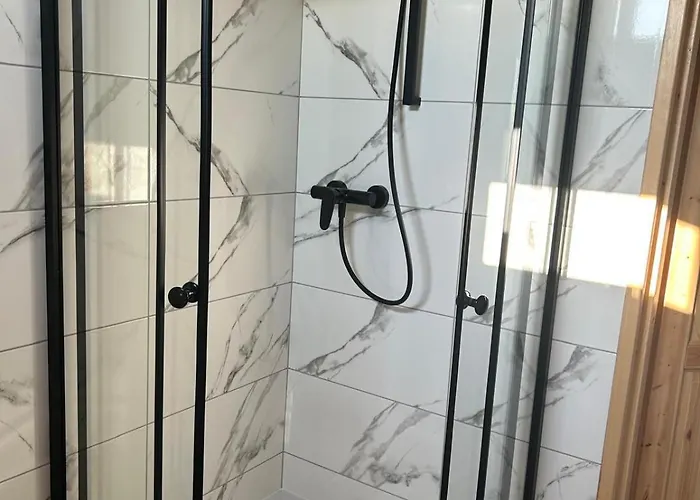 W Sadzie Wapnica Koło Międzyzdrojów *