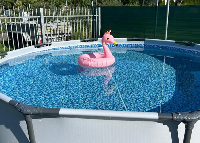 W Sadzie Wapnica Koło Międzyzdrojów Lodge Wapnica (West Pomeranian)